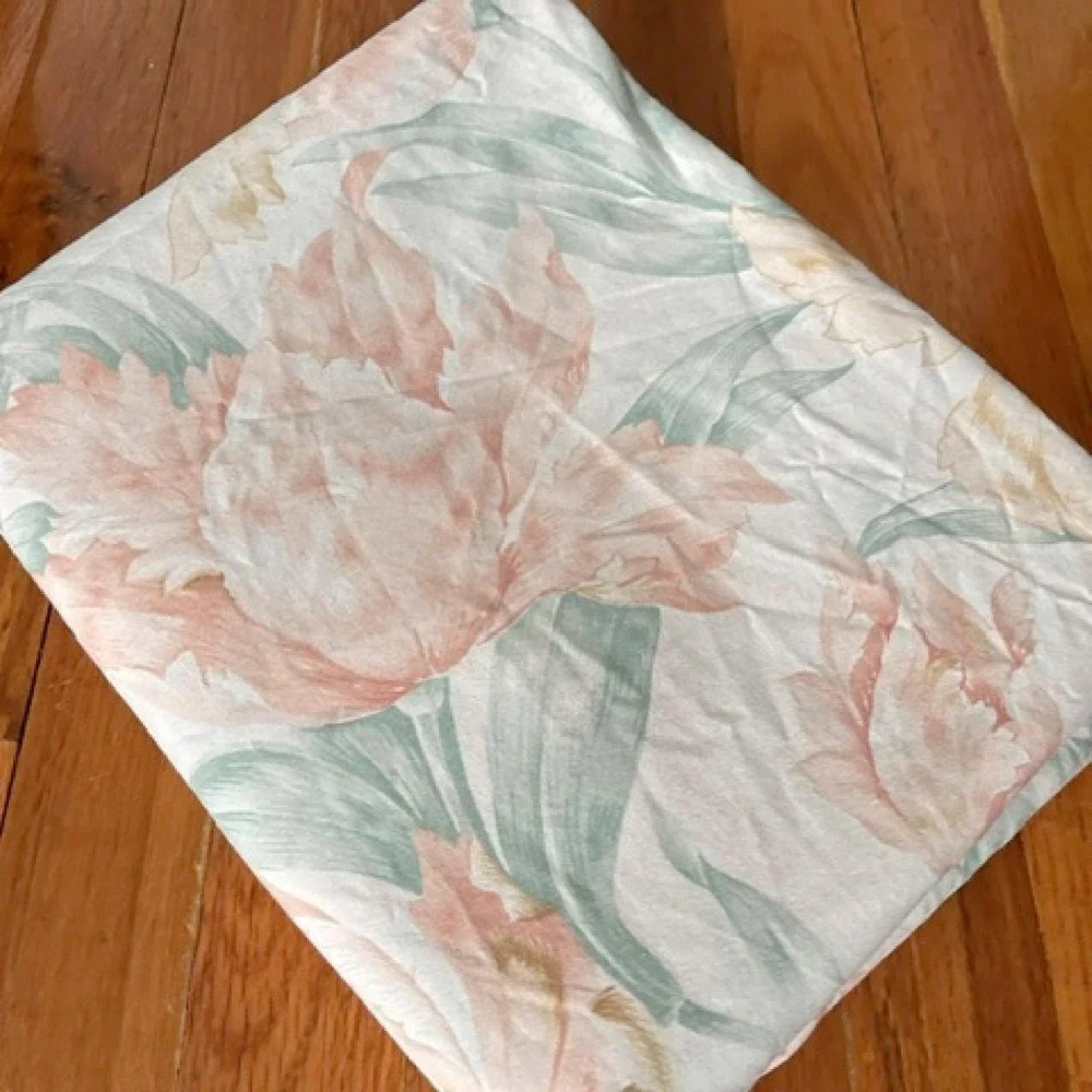 Vintage Full Size Flat sheet with peach and green large floral Westpoint Stevens